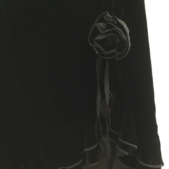 WD.NY Black silk/velvet skirt with ruffle trim hem size 8 - Picture 5 of 8